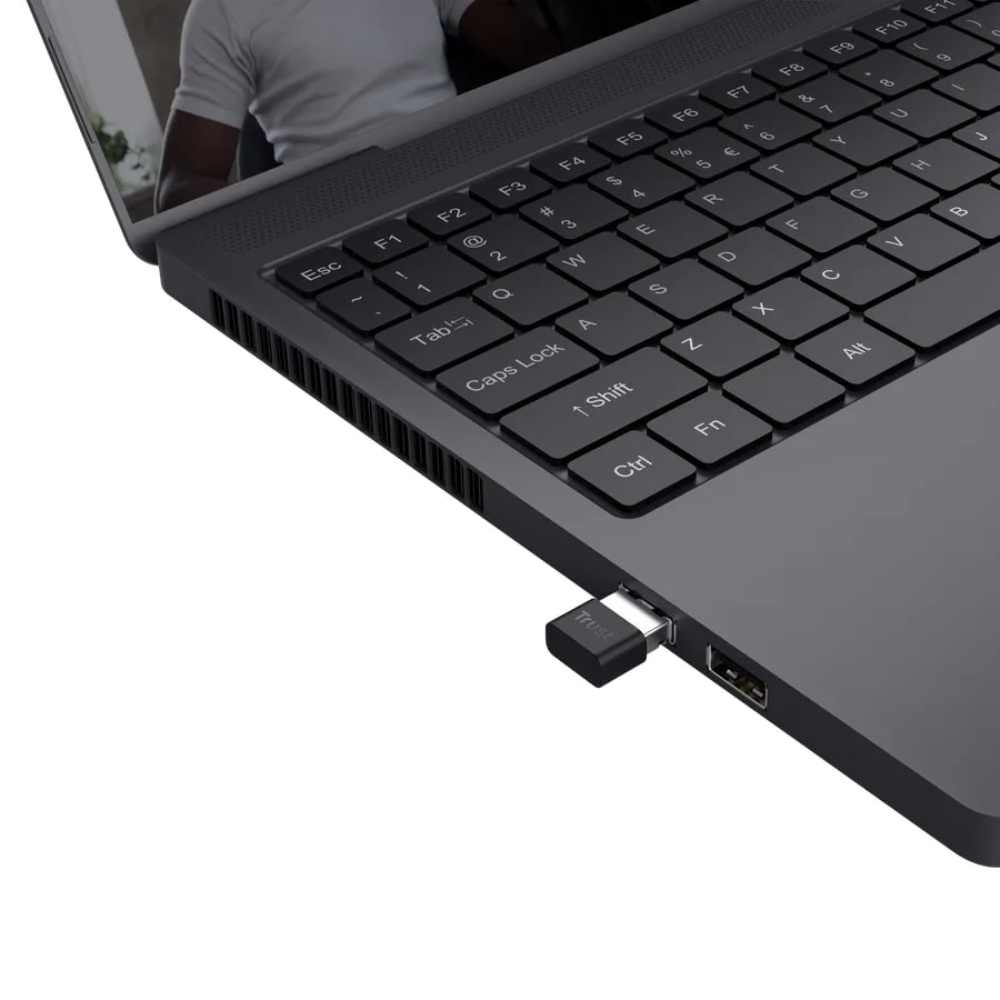 USB адаптер Trust Myna Bluetooth 5.4, чорний