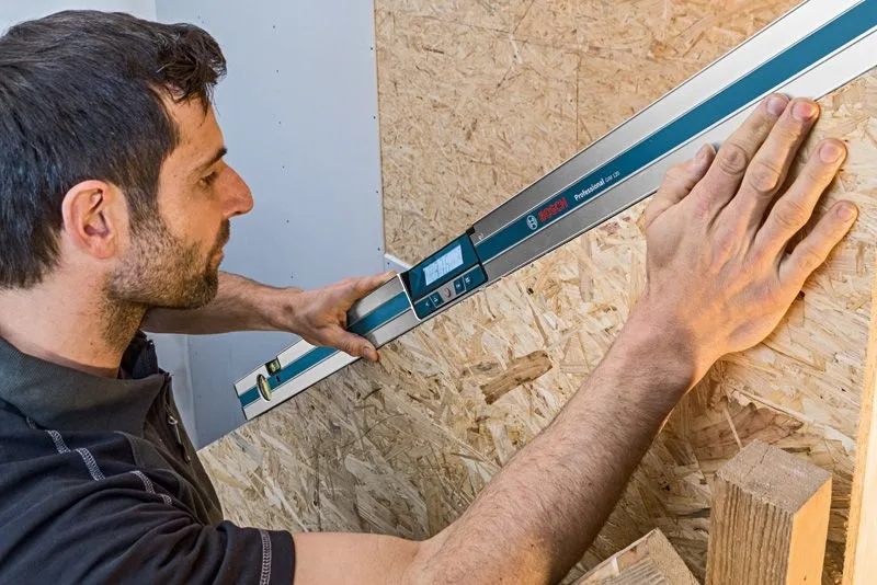 Наклономер Bosch Professional GIM 120, 4AAх15В, 120см, 0-360°, точность ±002°, вес 13кг