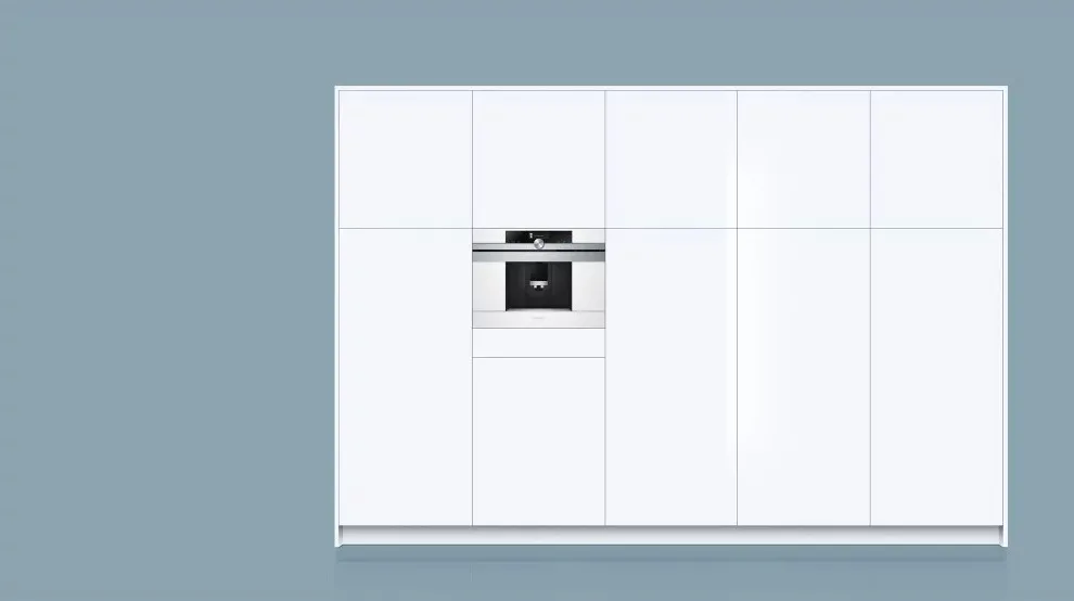 Кавомашина Siemens вбудована, 2.4л, зерно+мелена, автомат.капуч, LED-дисплей, авторецептів -30, білий