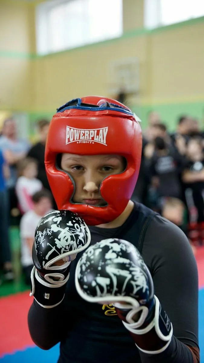 Рукавички для єдиноборств Active Point штучна шкіра L чорні-білі