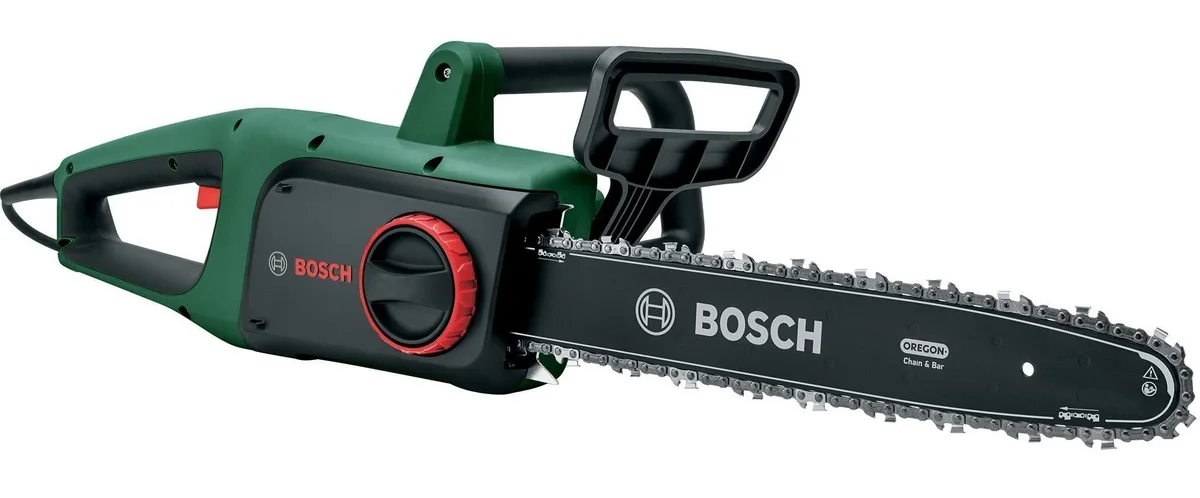 Електрична ланцюгова пила Bosch UniversalChain 40, 40 см, 1800 Вт, ланцюг Oregon, вага 4.3 кг.