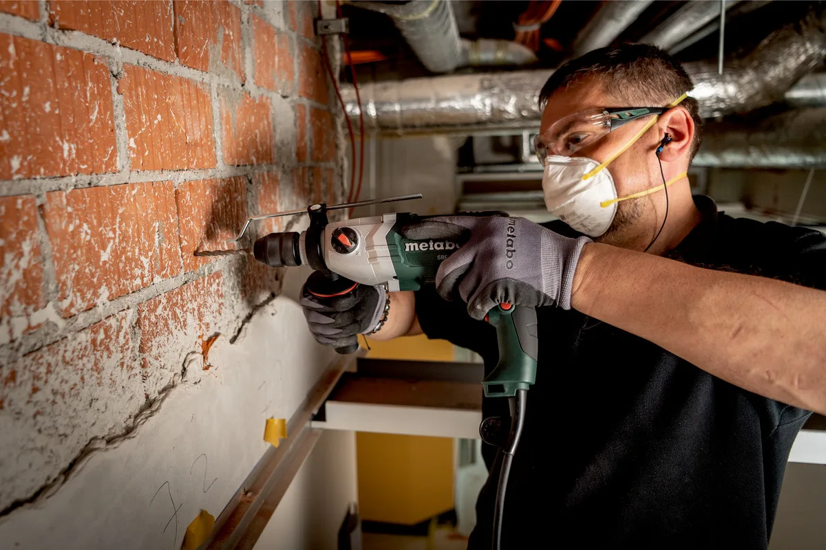 Ударний дриль Metabo 800 Вт швидкозажимний для домашніх робіт свердління та ударного буріння