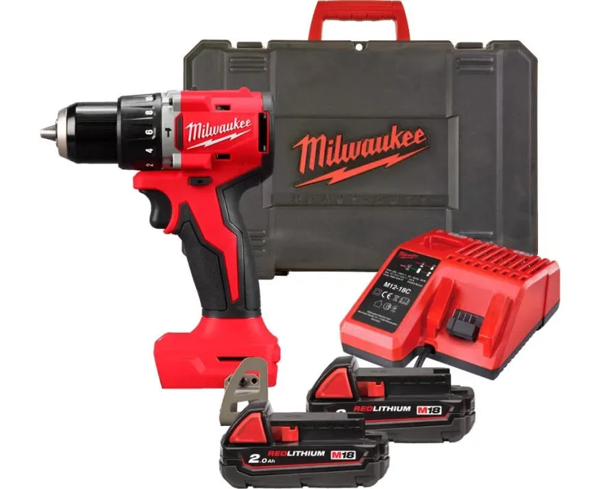 Акумуляторний шурупокрут-дриль Milwaukee BLPDRC-202C 18В, 2x2А·год, 60.5Нм, 0-1700 об/хв, з зарядним пристроєм M12-18C, у кейсі, в