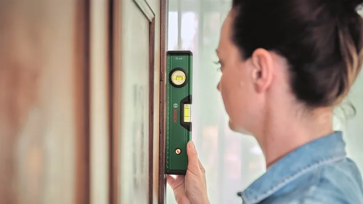 Уровень Bosch, 25 см, 2 пузырька, алюминиевый