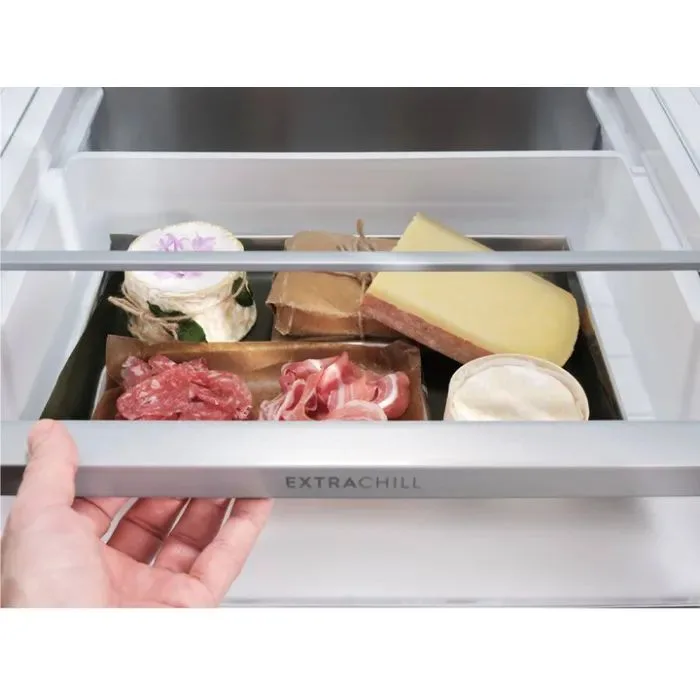 Холодильник Electrolux з нижнім морозильником 244л комбінований холодильник для зберігання продуктів 94л