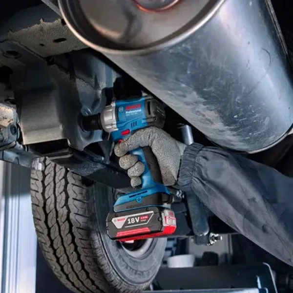Акумуляторний ударний гайковерт Bosch Professional GDS 18V-350, 18В, 85/200/350Нм, до 3400 об/хв, квадрат 1/2", 1.1 кг.