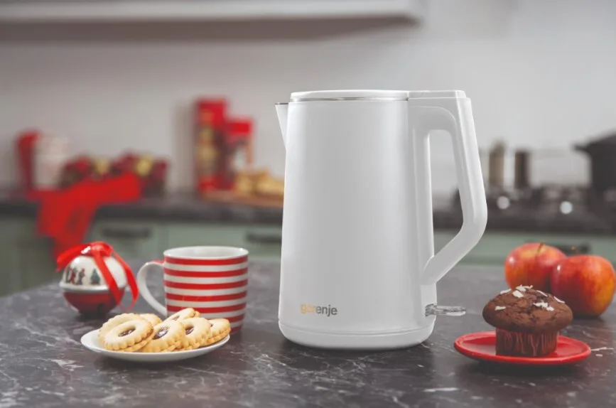 Електрочайник Gorenje 1,5 л Пластик Метал Білий