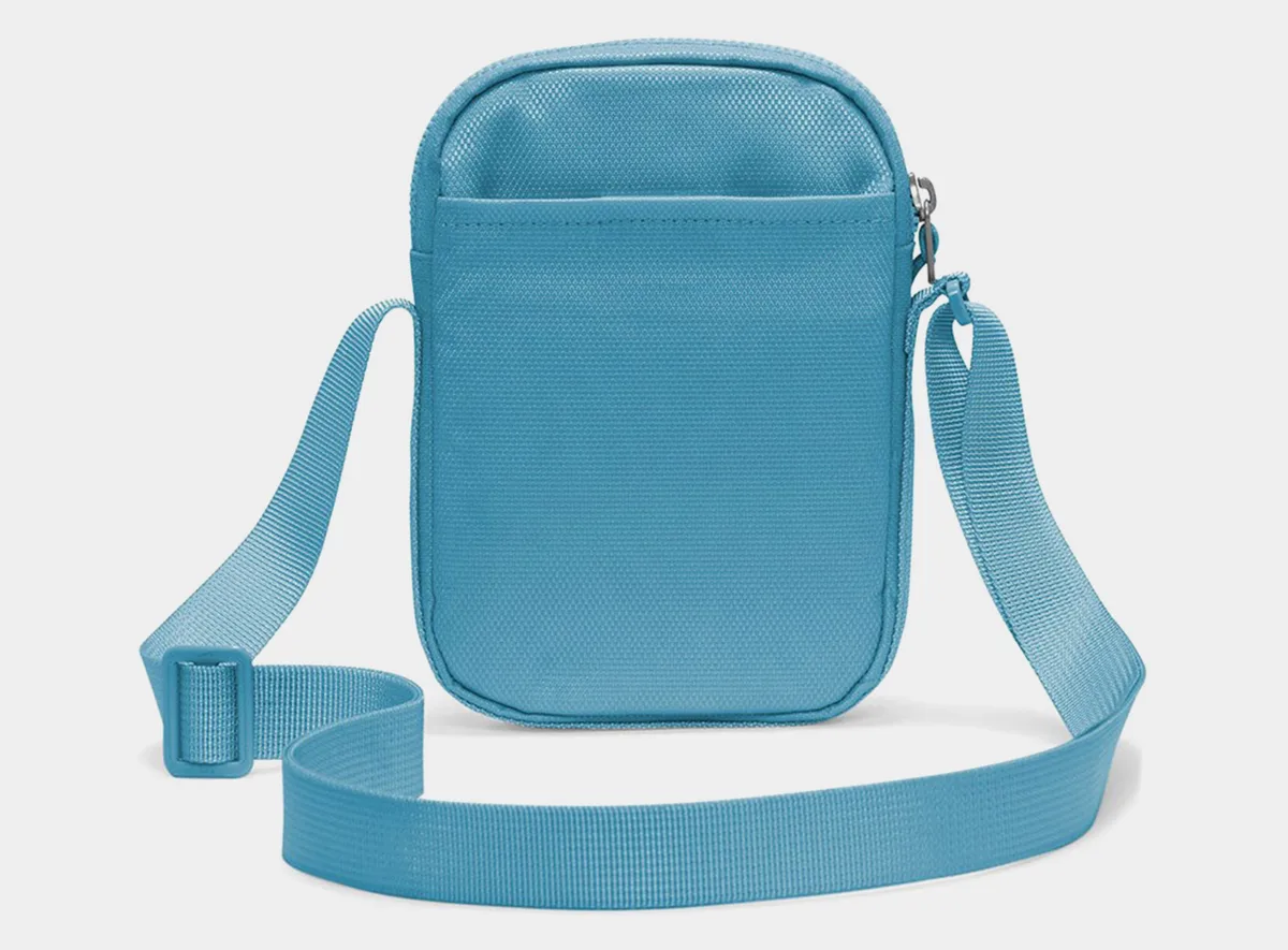 Сумка Nike нейлон S блакитний 18x13x3 см