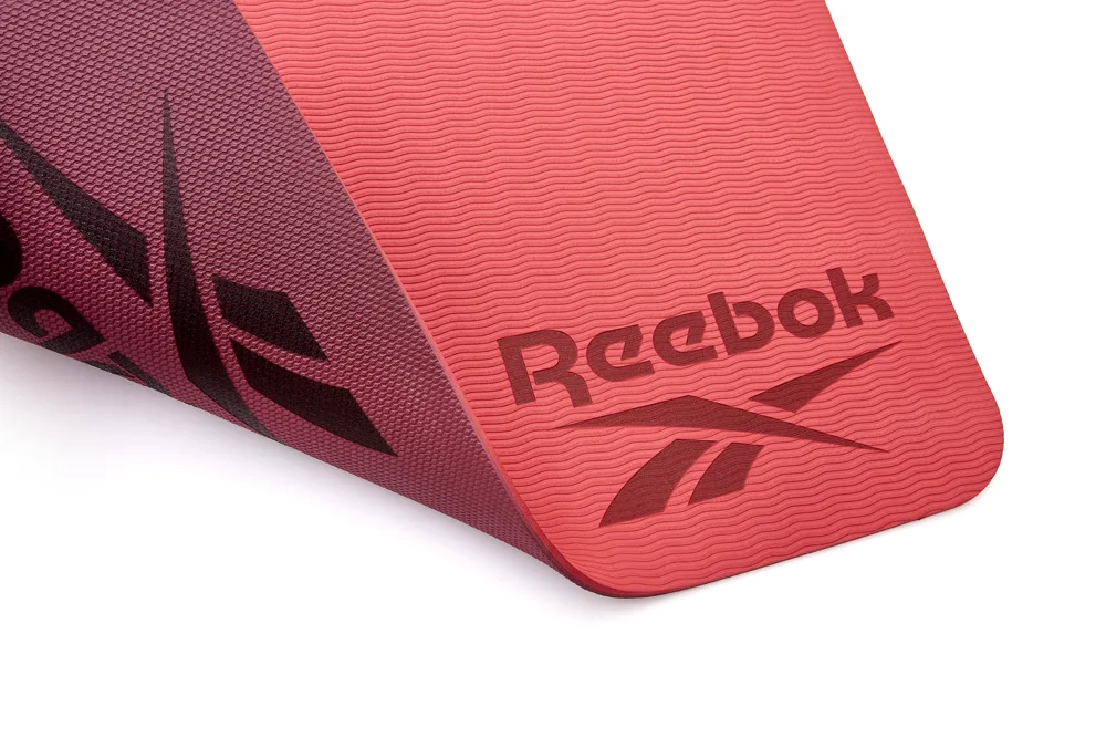 Двосторонній килимок Reebok поліестер 176х61х0,6 см червоний