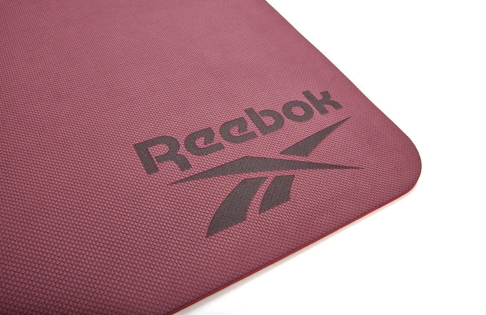 Двосторонній килимок Reebok поліестер 176х61х0,6 см червоний