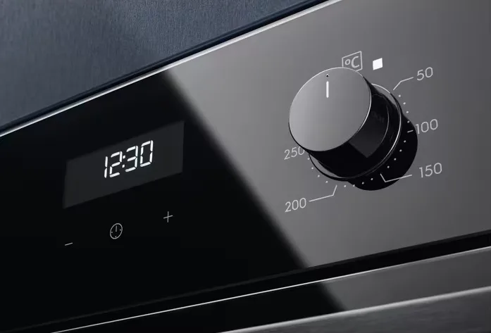 Духова шафа Electrolux електрична 65л чорна конвекційна для приготування страв гриль духовка з дисплеєм