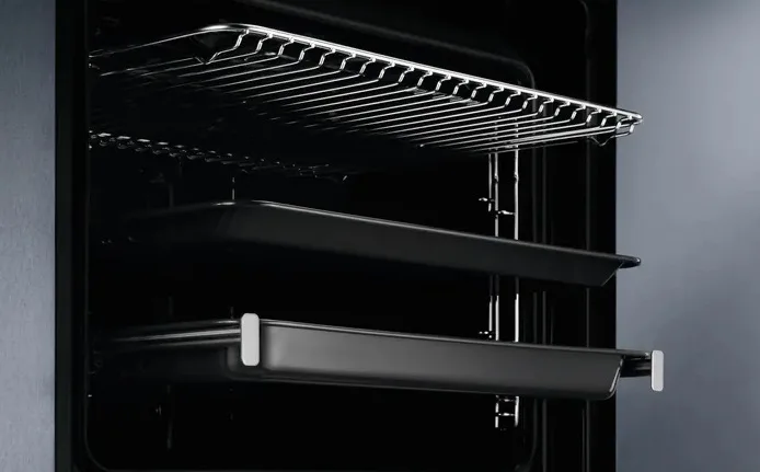 Духова шафа Electrolux електрична 65л чорна конвекційна для приготування страв гриль духовка з дисплеєм