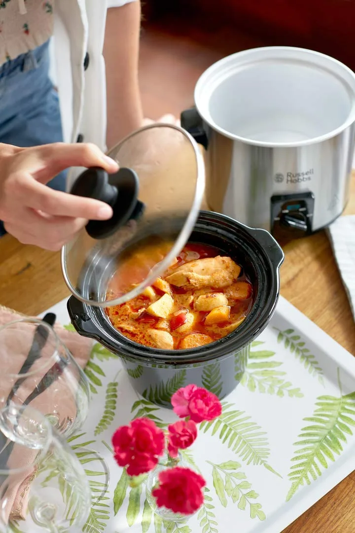 Повільноварка Russell Hobbs CompactHome 145 Вт 2 л механічна сіра