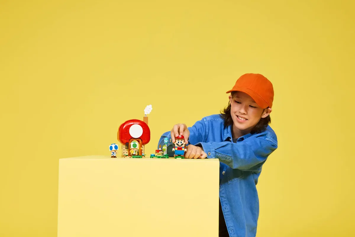 Конструктор LEGO Super Mario Вечірка в будинку Toad