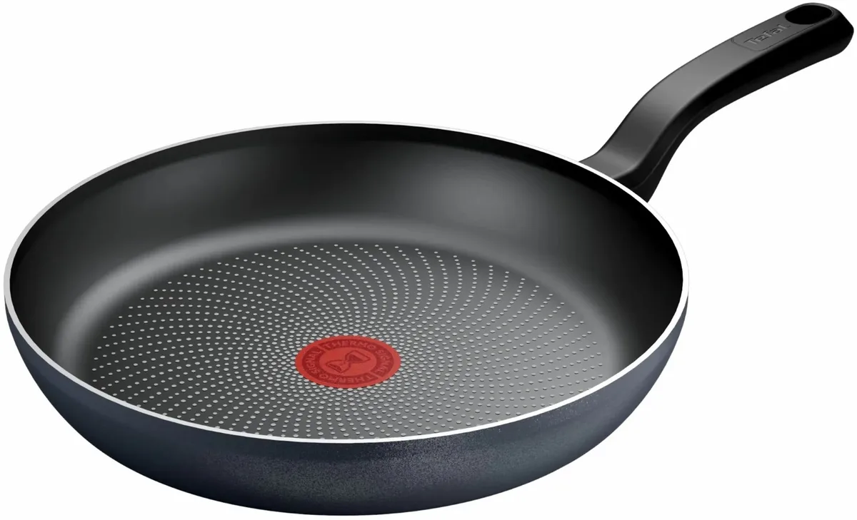 Сковорода Tefal So' Light, 28 см, алюмінієва, з бакелітовою ручкою, чорного кольору.