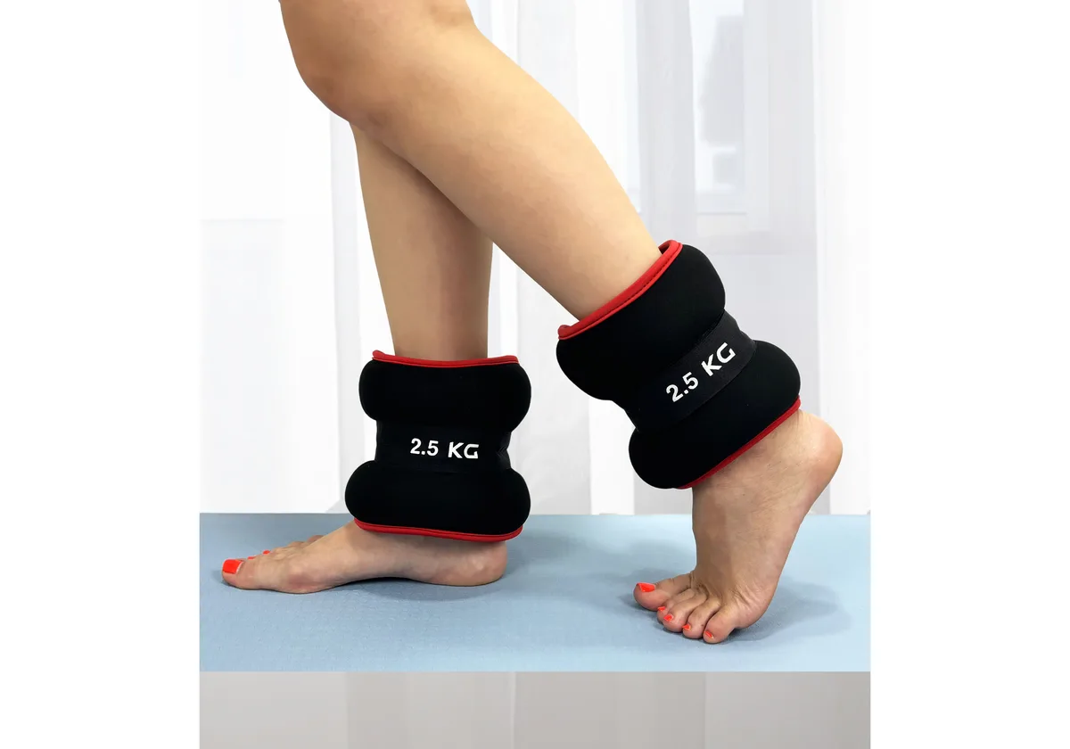 Утяжелювачі EasyFit неопрен 2,5 кг червоні для ніг і рук